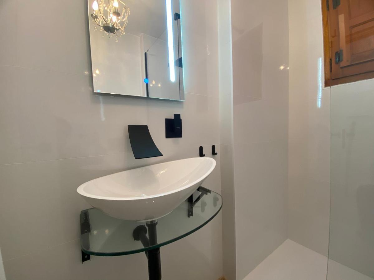 El Patio De San Pablo - Apartamento De Lujo En El Centro Con Parking Gratis Salamanka Zewnętrze zdjęcie
